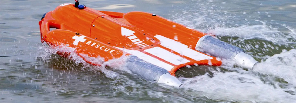 Dolphin 1 – Revolutionizing Water Rescue with a Remote-Controlled Lifebuoy Dolphin 1 – Revolutionizing Water Rescue with a Remote-Controlled Lifebuoy